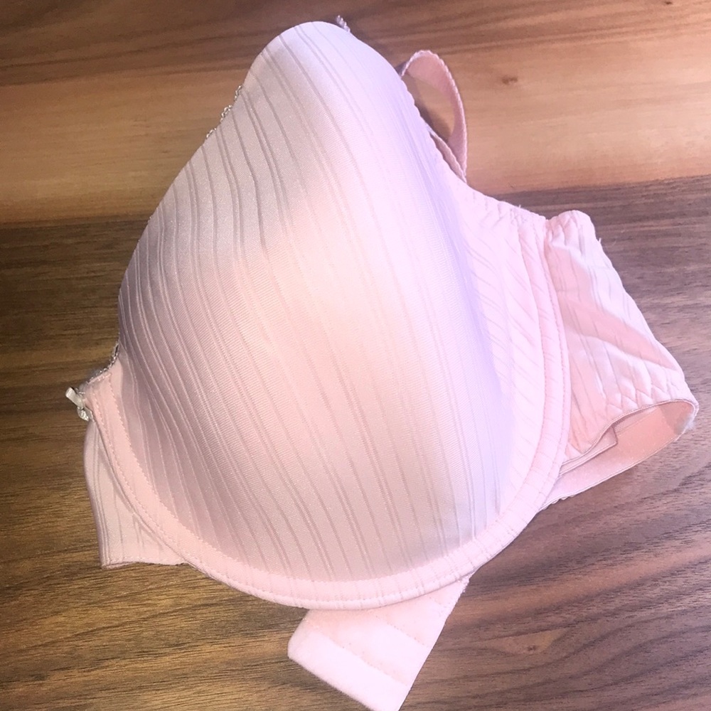Pink bra 38F